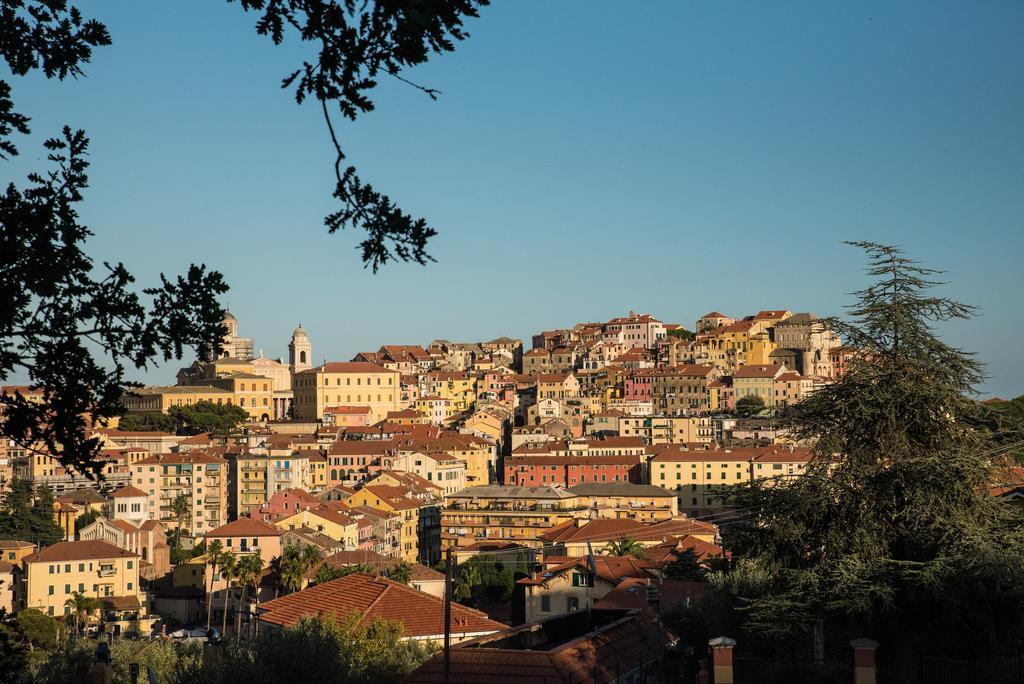 Villa Caterina Imperia Quarto foto